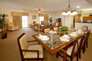 Lake Buena Vista Resort Grand Cayman-Dining-Room