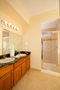Lake Buena Vista Resort Village & Spa - 2nd bathroom in 2 bedroom suite