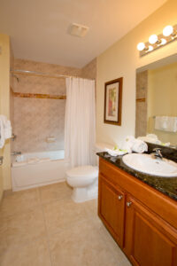 Lake Buena Vista Resort Village & Spa - 2nd bathroom in 2 bedroom suite