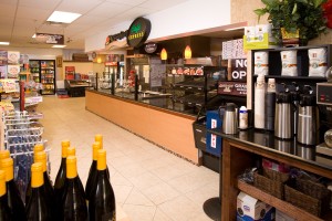 Lake Buena Vista Resort - Pizza Hut Cafe Express inside Convenience Store